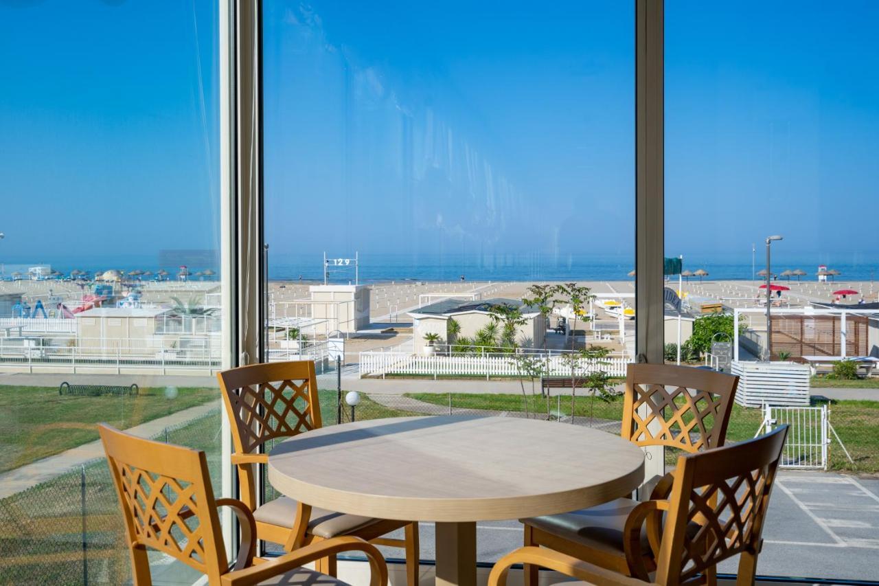 Hotel Astor Rimini Eksteriør billede