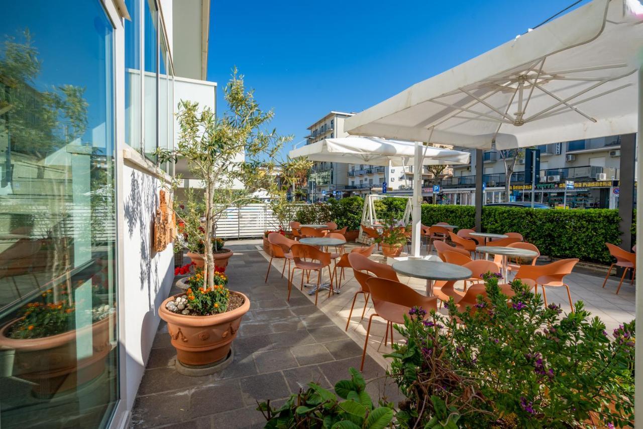 Hotel Astor Rimini Eksteriør billede