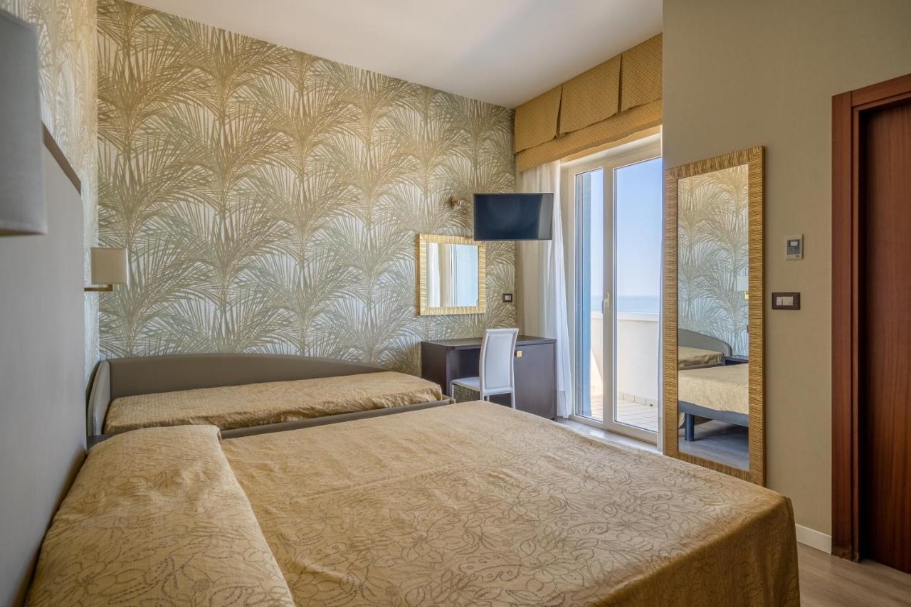 Hotel Astor Rimini Eksteriør billede