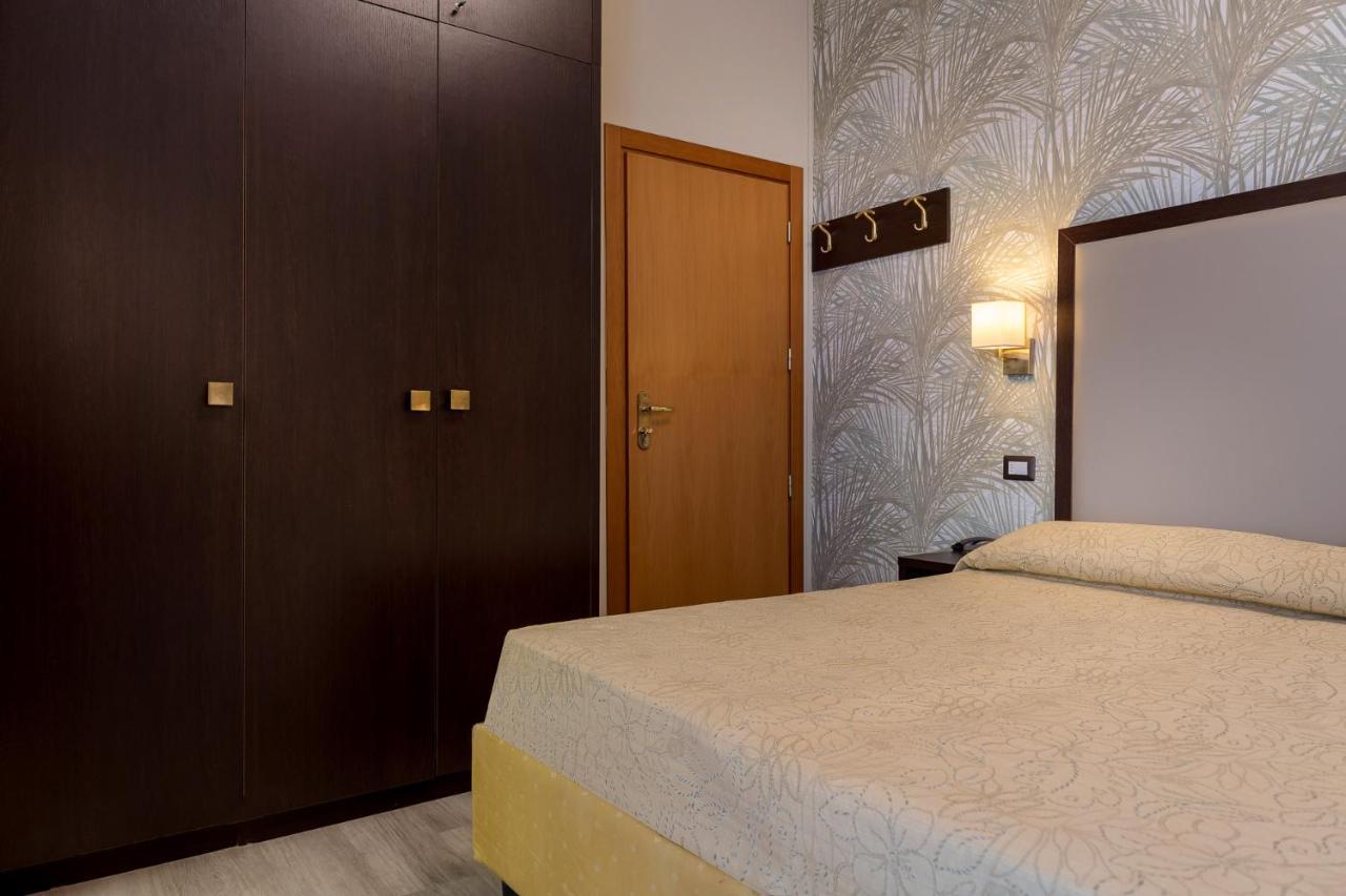 Hotel Astor Rimini Eksteriør billede